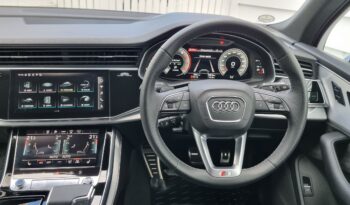 Audi Q7 2022 S-Line 55 TFSI 3L MHEV full